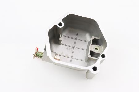 Кришка головки циліндра, клапанів, 2 отвори до двигунів 186F