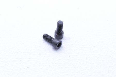 Болт крепёжный М5*10 для бензопилы Vitals BKZ 5223n