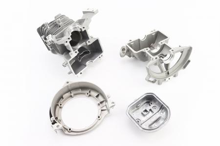 Циліндр (ЦПГ) 40mm з кришками до мотокос (тримерів) HONDA GX35 (CG438) - 4Т