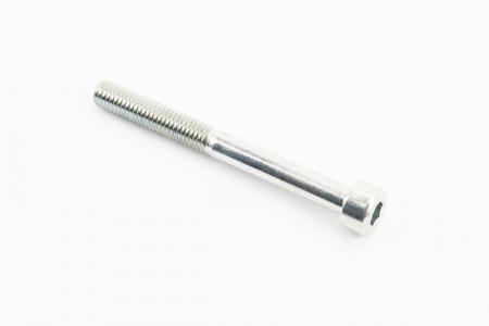 Болт кріплення карбюратора М5x50