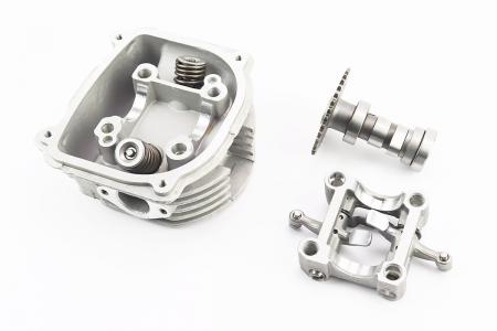 Головка циліндра в зборі 150cc 4T до скутера з розподільним валом (з зачепом) та рокерами FENGRI