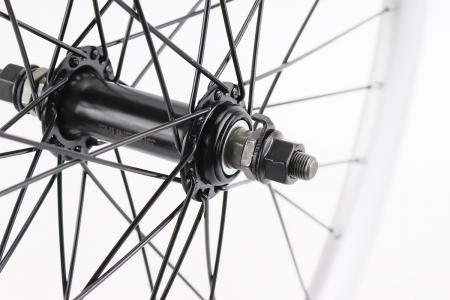 Колесо переднє до велосипеда 24" V-brake, обід «крапля», 14Gx36H, з гайками, GRAVITY PRC