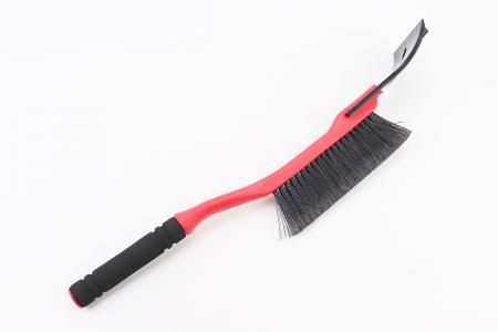 Щітка зі скребком до автомобіля 53 см AT-0113 INTERTOOL