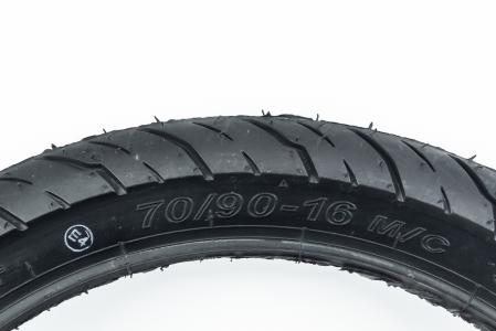 Шина 70/90-16 SV542 шосейна до мотоцикла та скутера SRC