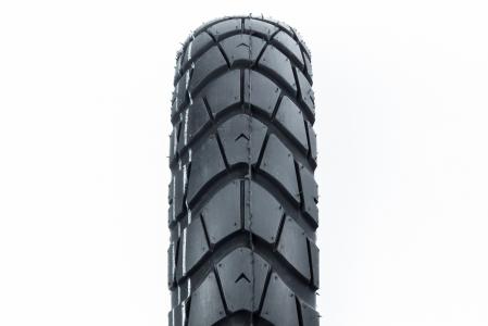 Шина DELI SC-101 3,00-10 безкамерна, шипована до мото/скутера