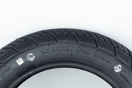 Шина безкамерна 3,00-10 дорожня SV-360 до скутера SHIHFA