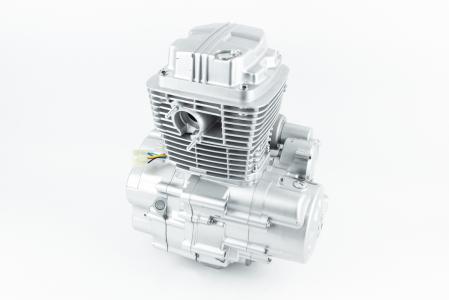 Двигун в зборі CB-150cc до Viper-125J, цільна клапанна кришка