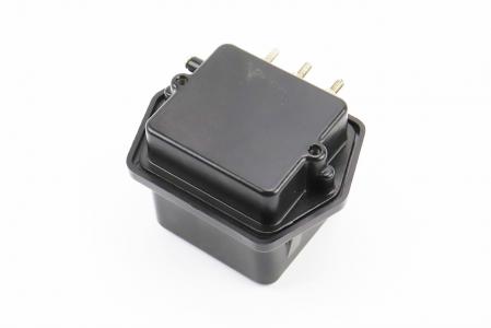 Реле регулятор напруги РР-302 6V до мотоцикла МТ, УРАЛ, К-750