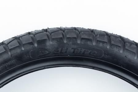 Шина 90/90-18 безкамерна, шипована до велосипеда STREET ENDURO SB-117