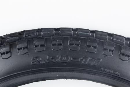 Шина 2,50-17 шипована CROSS TRAIL S-209A