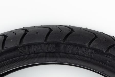 Шина 110/70-17 безкамерна, шосейний малюнок до велосипеда NITRO3