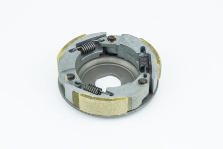 Зчеплення заднього варіатора Honda до скутера Lead90