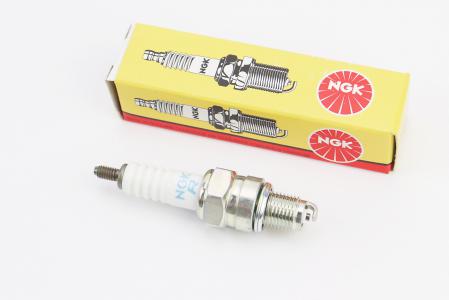 Свічка 4Т CR7HSA M10-L12,7 до скутера JH/GY6