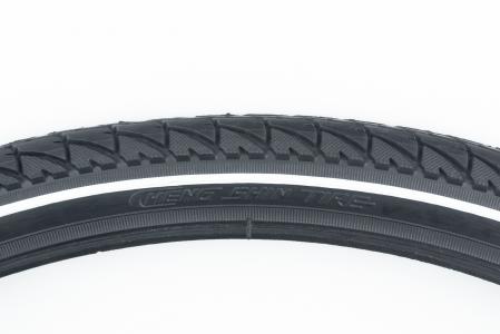 Шина 26"x1,75 (47-559) дорожня з світловідбивною полосою SKIP С1446 до велосипеда