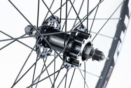 Колесо 26" переднє Disk-brake, обід алюмінієвий, втулка 14Gx36H, кріпл. гайка, "GRAVITY" (можл. подряпини) до велосипеда