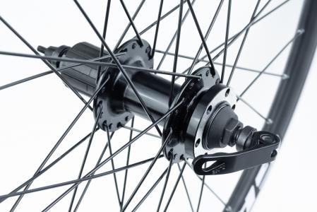 Колесо 26" заднє Disk-brake, обод "крапля" і втулка Neco (MS37R) 14Gx36H алюмінієві, під касету 8-9зв, кріпл. ексцентрик, "GRAVITY" до велосипеда