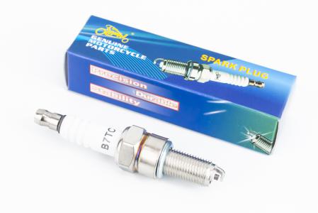 Свічка 4Т до скутера B7TC M10-L19 JH/GY6
