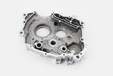 Картер двигуна правий до мотоцикла CB125-300