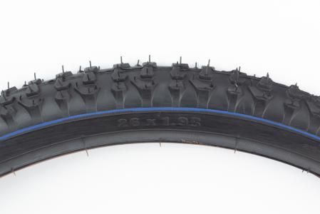 Шина 26"x1,95 (54-559) шипована до велосипеда D216