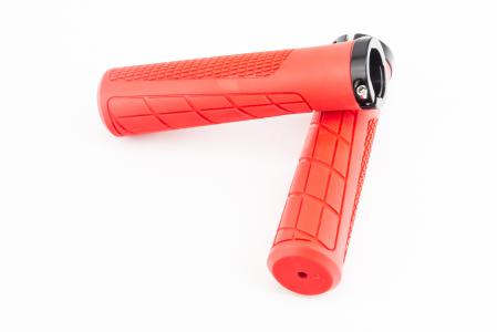 Ручки керма 135 мм з затиском Lock-On, червоно-чорні U-047 (TPE) до велосипеда