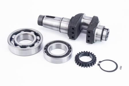Колінвал R180NM+підшипники+шестерня Тип 1 для двигуна D175/180N