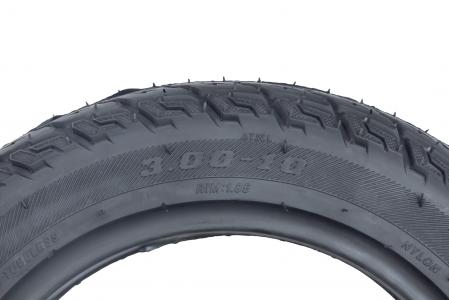 Шина 3,00-10 безкамерна, шипована ZX901 до велосипеда