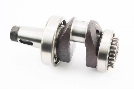 Колінвал R180NM+підшипники+шестерня, запресований для двигуна D175/180N