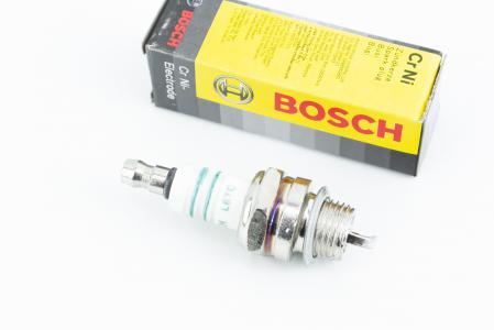 Свічка 2T L6TC M14-L9,5 пили/коси (BOSCH)