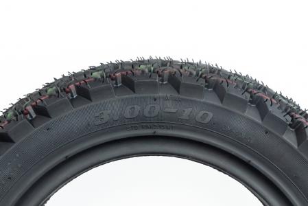 Шина 3,00-10 безкамерна, шипована CM-401 до велосипеда