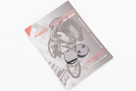 Гальмівні колодки Disk-brake (Xiaomi Mijia M365 Pro, Kugoo M4,M4 Pro), чорні YL-1063 до мотоцикла
