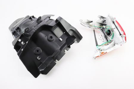 Задній ліхтар в зборі з крилом до скутера Honda LEAD AF-48 PRC