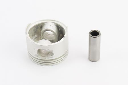 Поршневий комплект до скутера 80cc 47 мм STD (палець 13 мм) SEE
