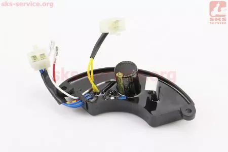Реле напруги AVR трьофазне 4-6 кВт (корпус - сегмент, пластик, контакти - 2 "мама" + 2 "папа" + 4 "папа", 450 В, 470 µF)